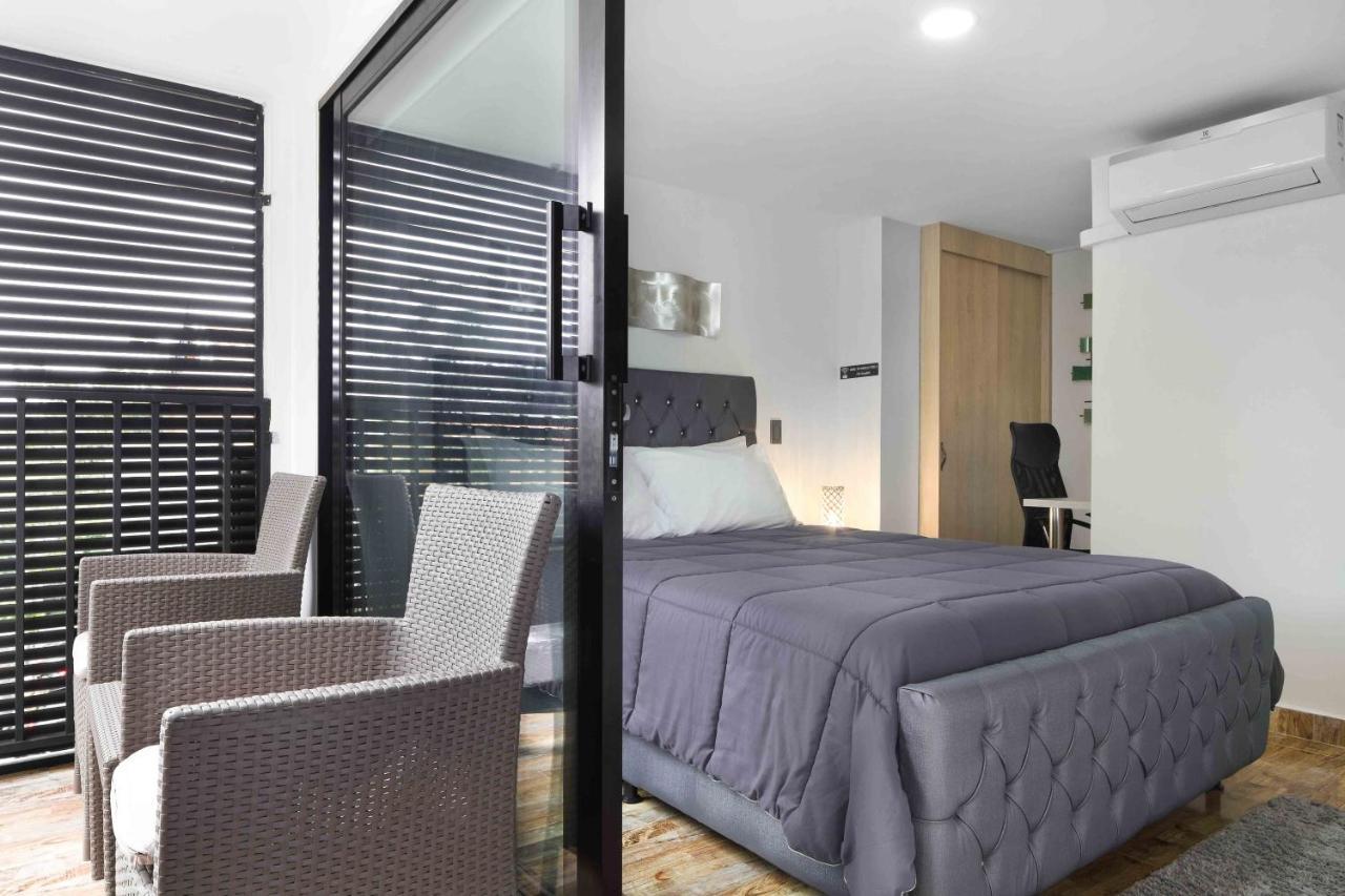 Miracle Aparthotel Medellín Eksteriør bilde